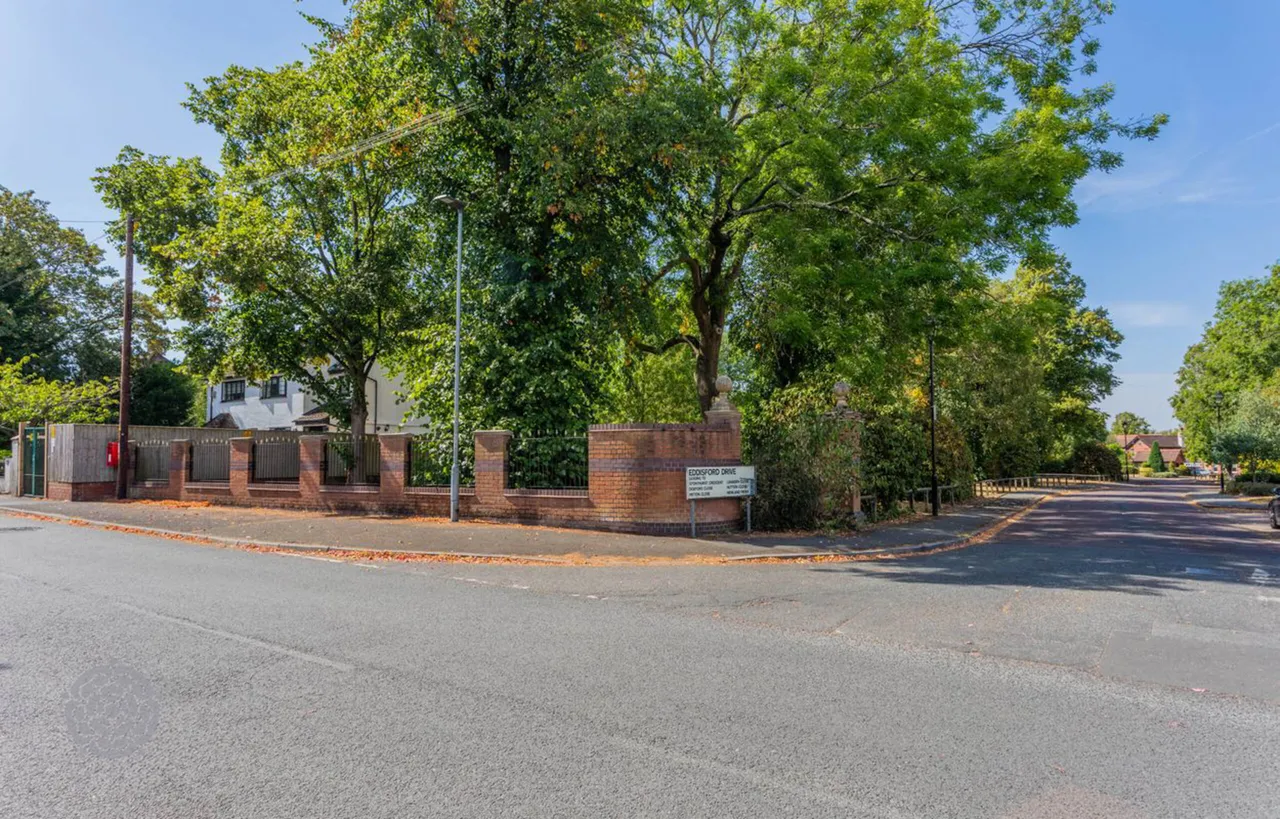 Stonyhurst Crescent, Culcheth, Warrington, WA3 4DN, photo 43