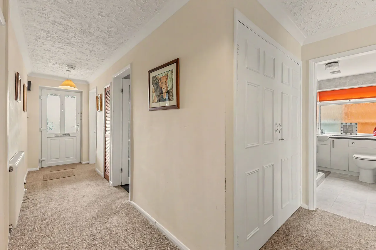 Shrubbery Road, Drakes Broughton, WR10, photo 14