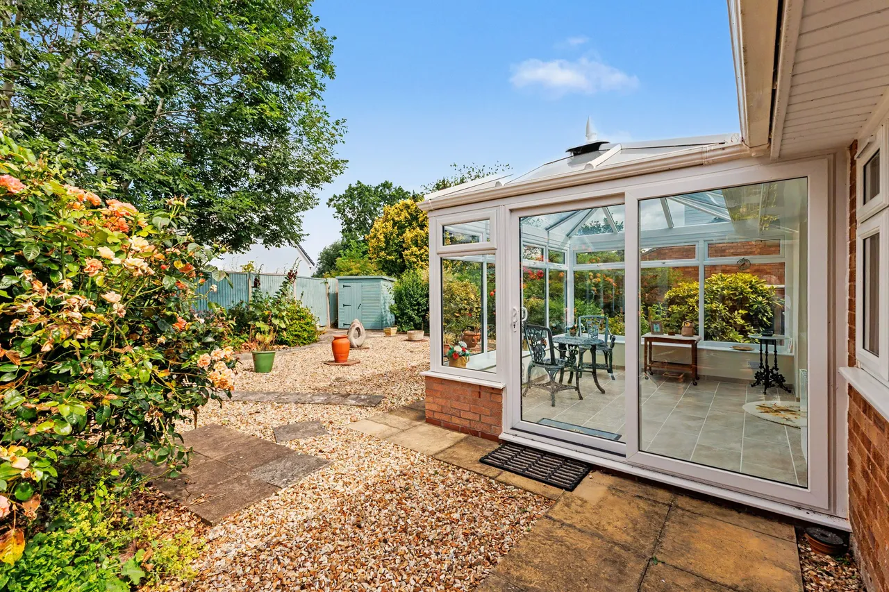 Shrubbery Road, Drakes Broughton, WR10, photo 15