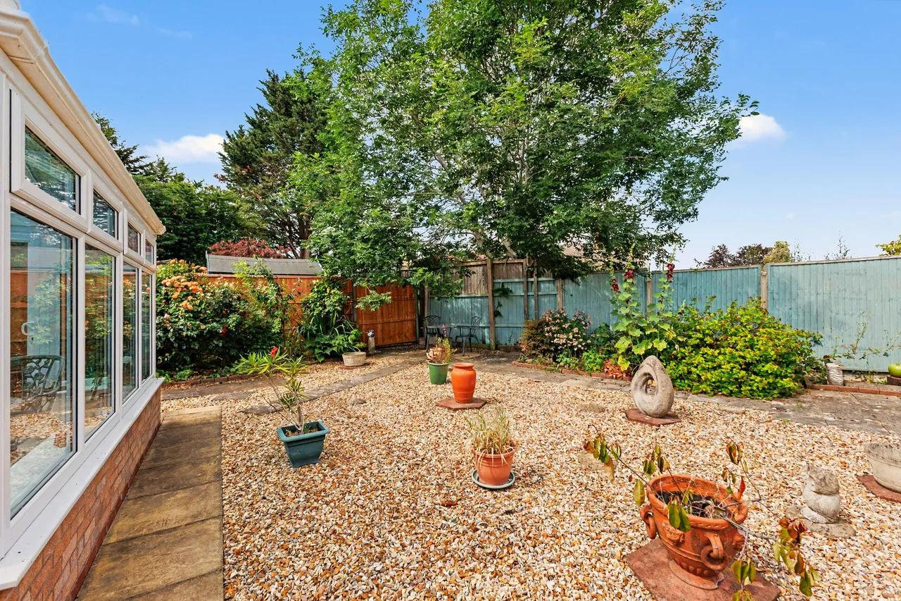 Shrubbery Road, Drakes Broughton, WR10, photo 17
