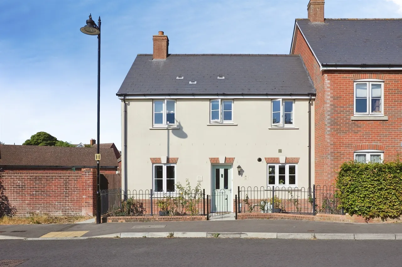 3 bed house for sale, Maple Road, Shaftesbury, SP7