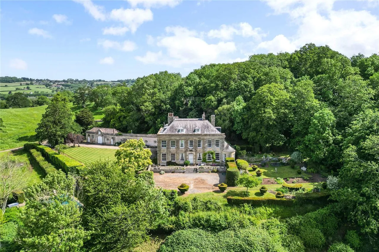 9 bed house for sale — Aldwick, Redhill, Bristol, Somerset, BS40 5RE
