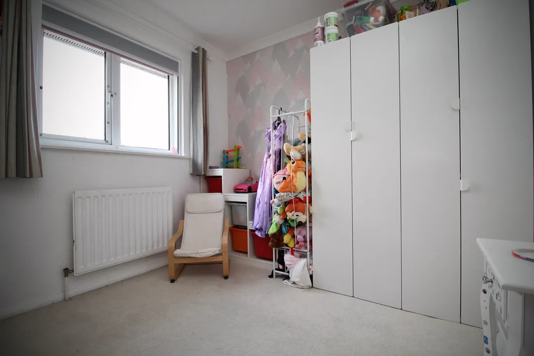 Gould Close, Street, photo 11