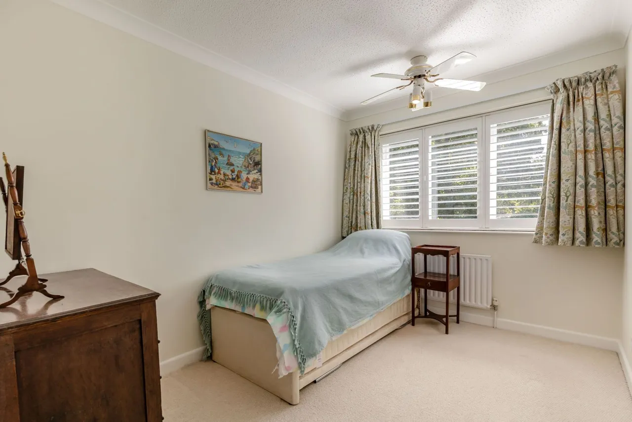 Graffham Close, Chichester, PO19, photo 13