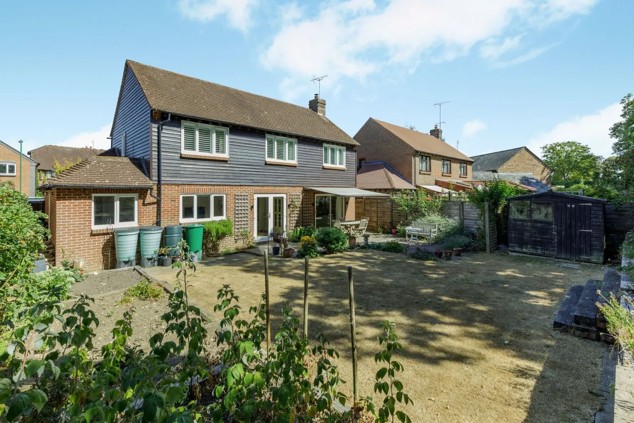 Graffham Close, Chichester, PO19, photo 2
