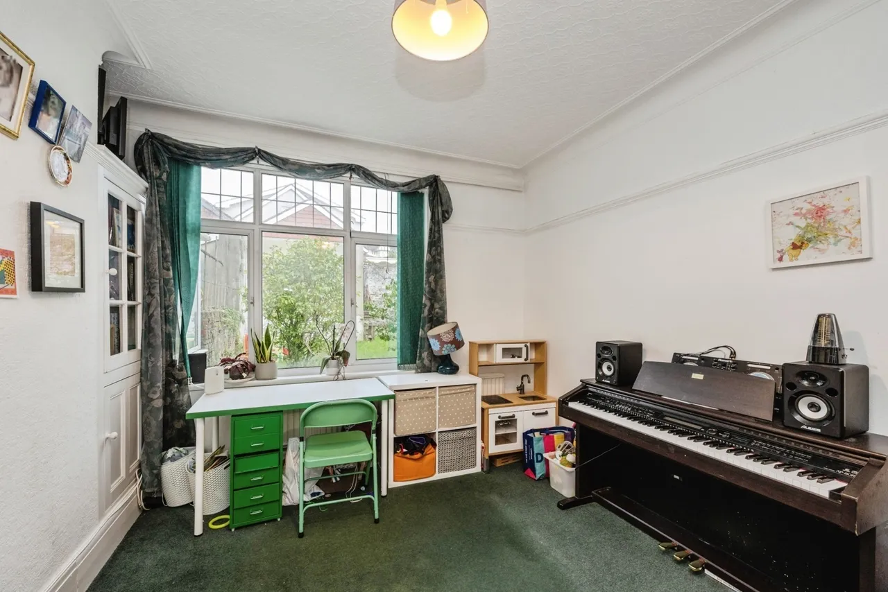 Glanbrydan Avenue, Uplands, SA2, photo 15
