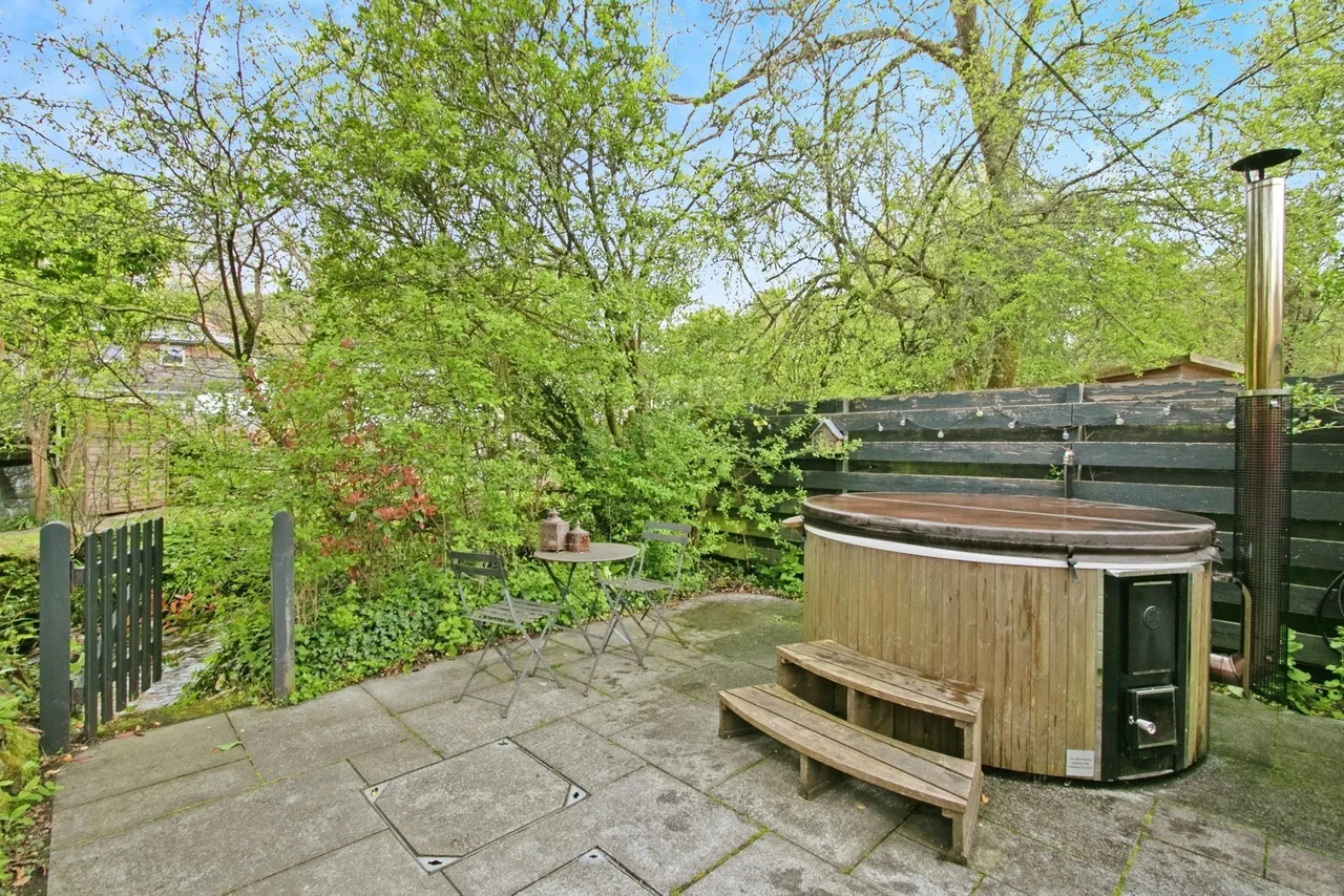 Gweek, Helston, TR12, photo 4