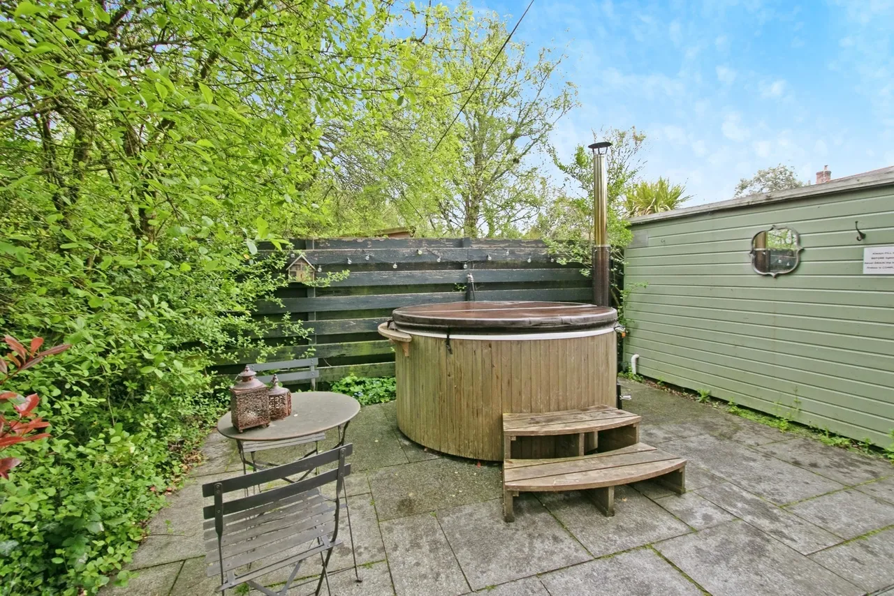 Gweek, Helston, TR12, photo 12
