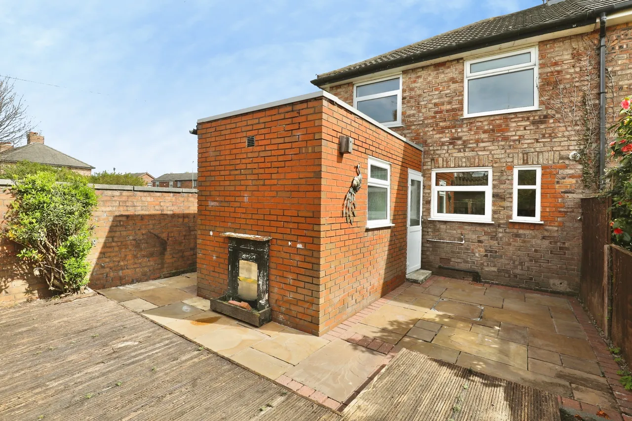 Banks Lane, Liverpool, L19, photo 15
