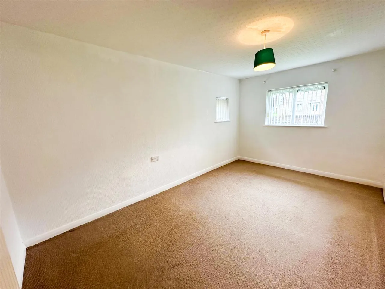 St. Johns Court, Low Utley, BD20 6DR, photo 7