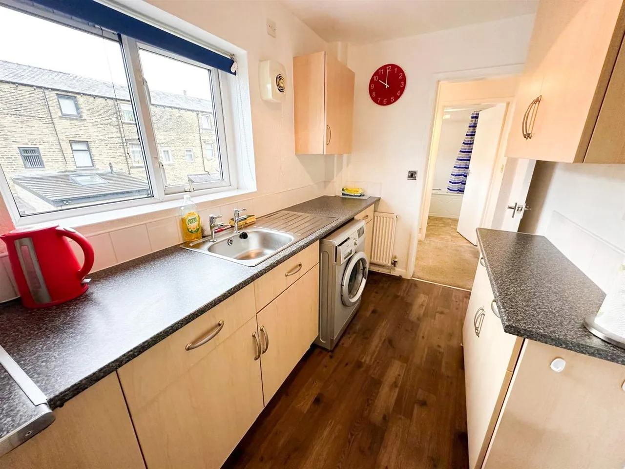 St. Johns Court, Low Utley, BD20 6DR, photo 3