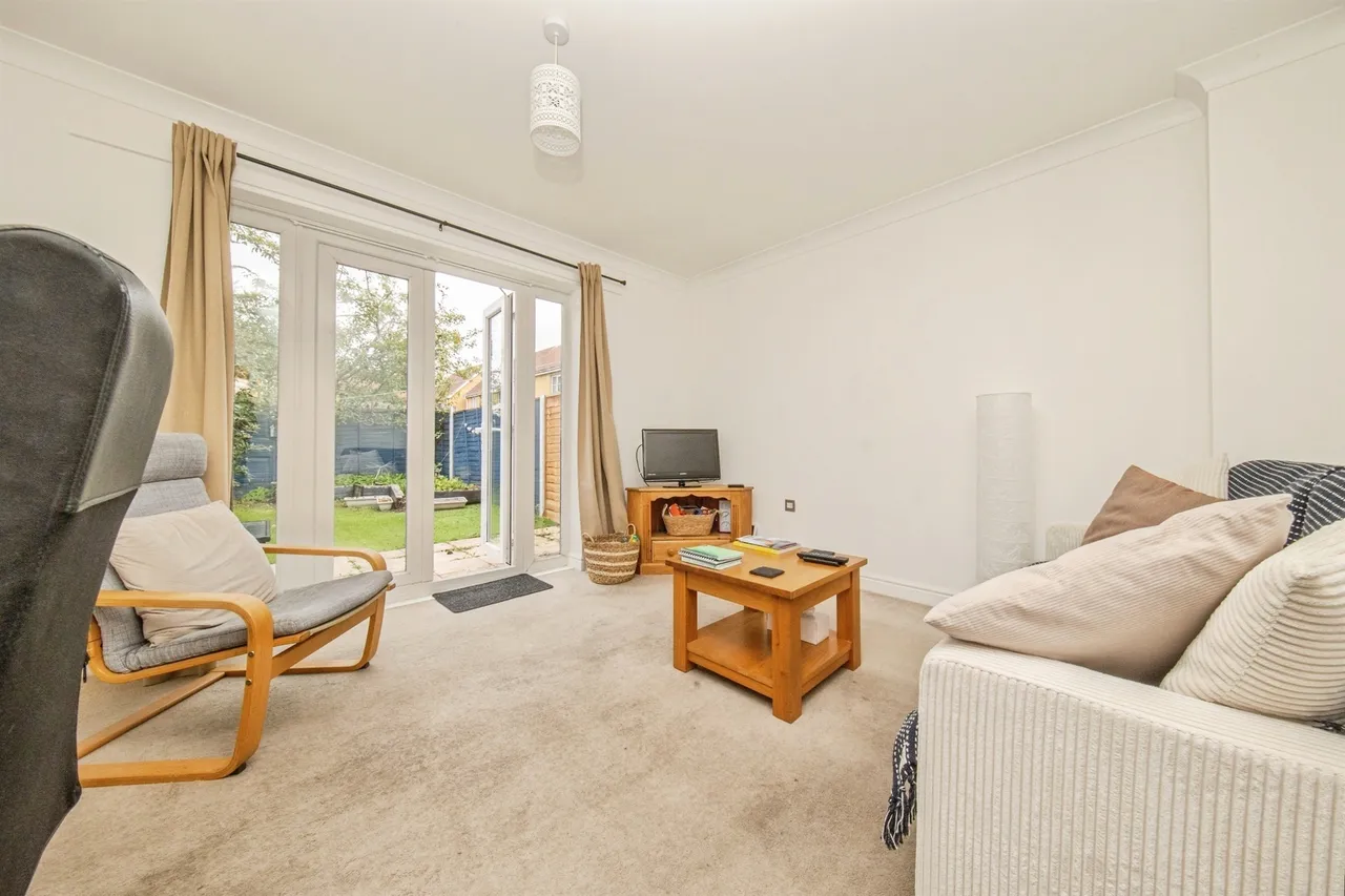 Grantham Avenue, Great Cornard, CO10, photo 4