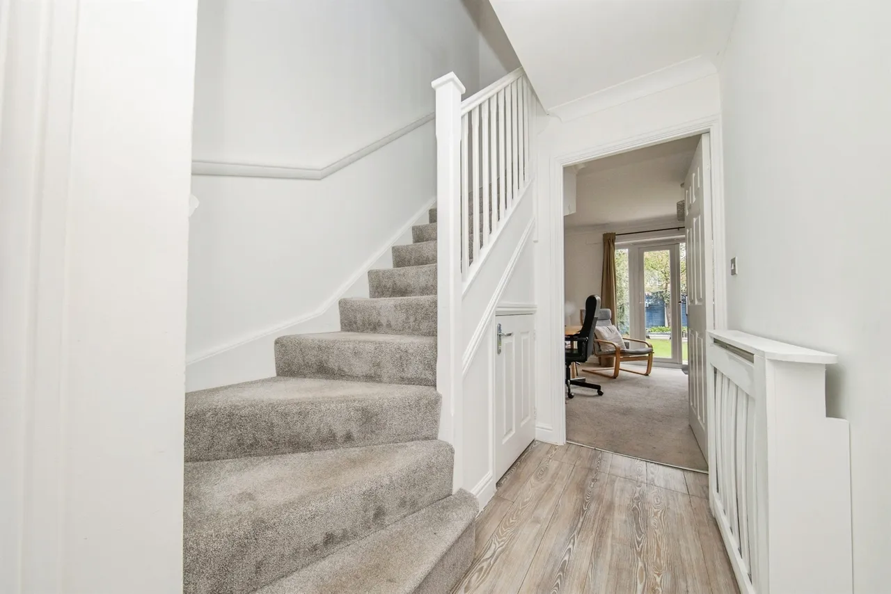 Grantham Avenue, Great Cornard, CO10, photo 9
