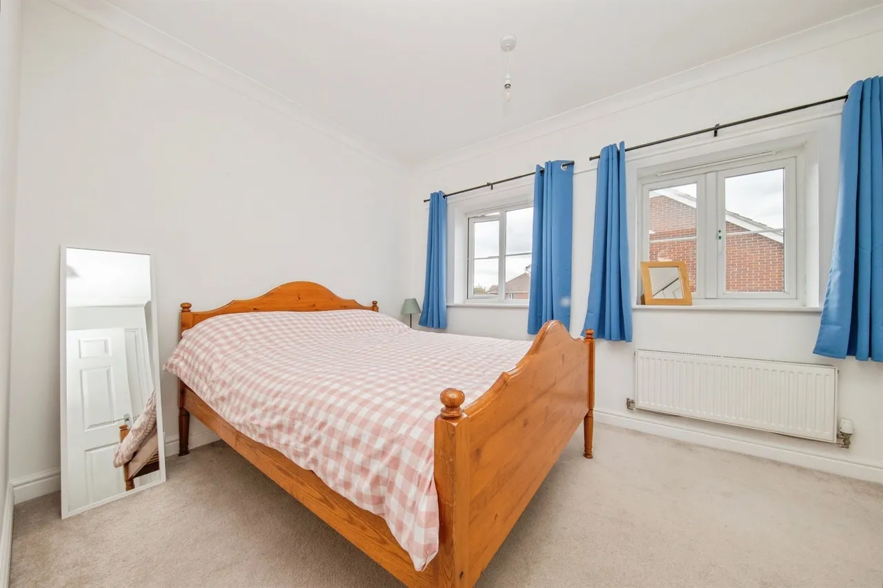 Grantham Avenue, Great Cornard, CO10, photo 10