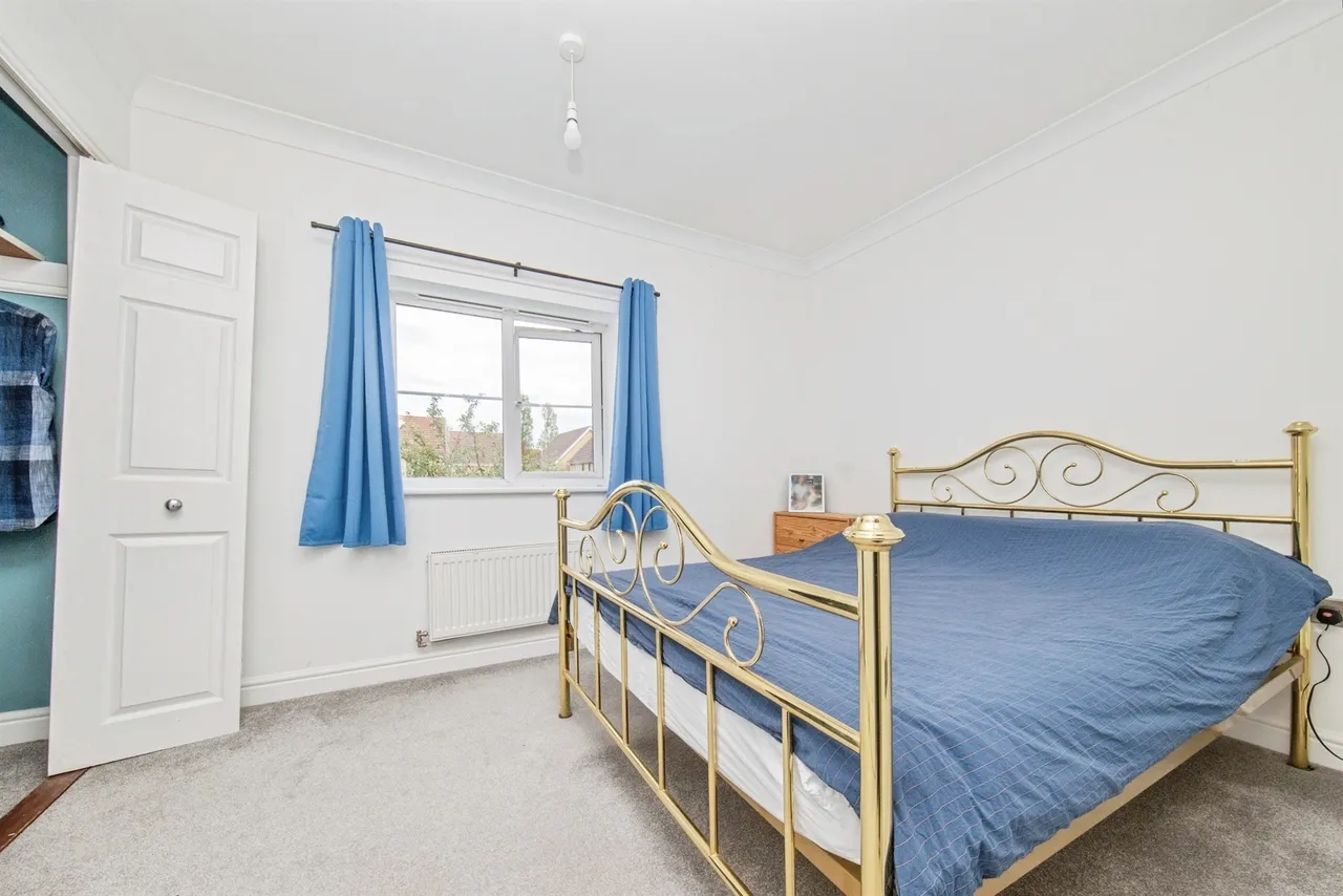 Grantham Avenue, Great Cornard, CO10, photo 11