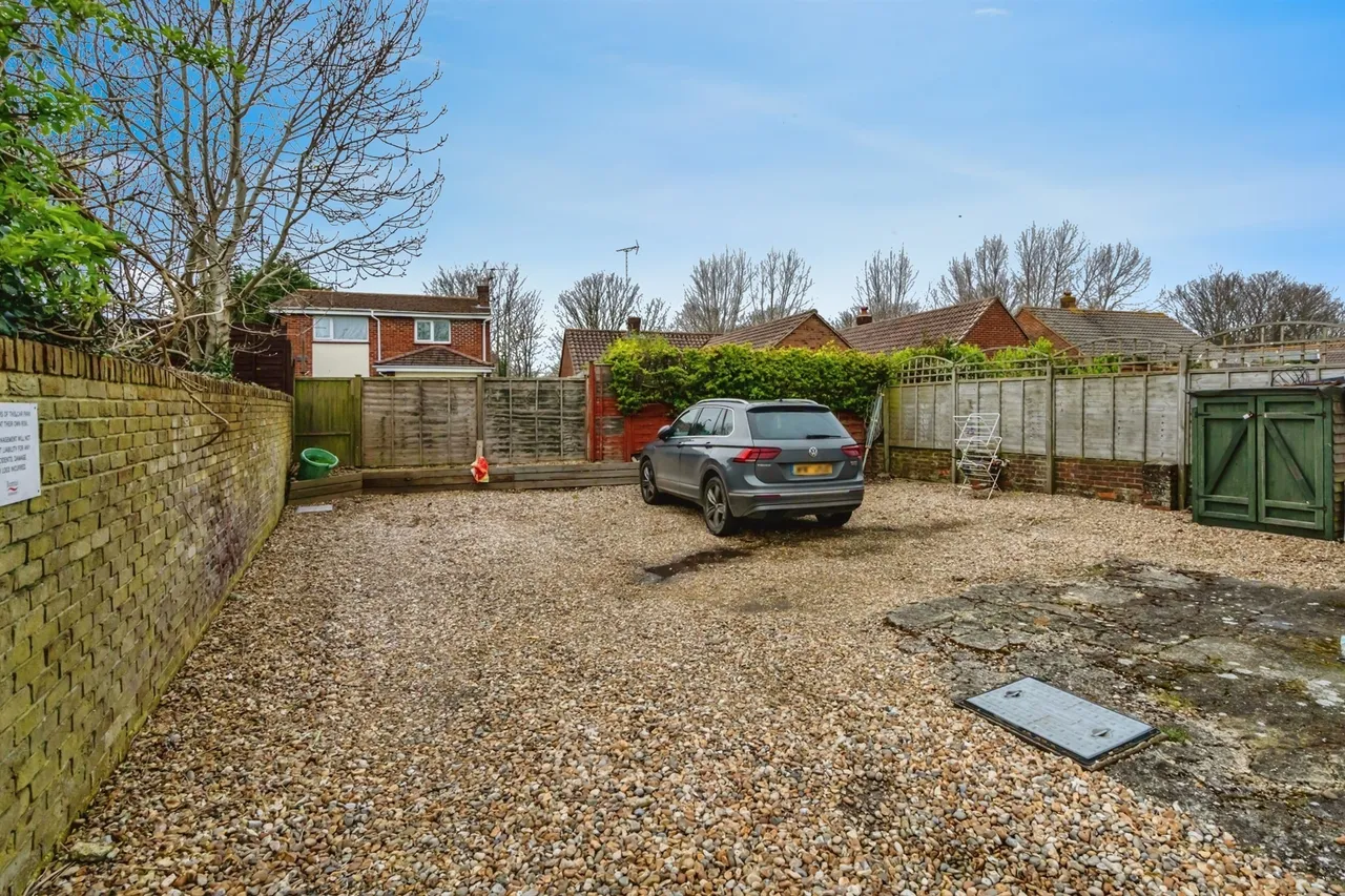 Gordon Avenue, Bognor Regis, photo 6