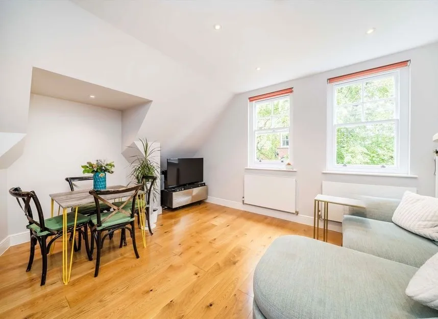 Coombe Road, Kingston Upon Thames, KT2, photo 2