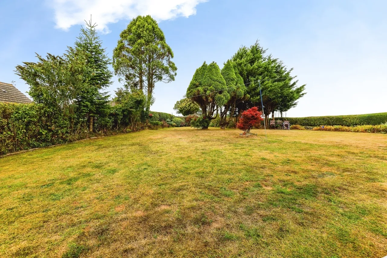 Croesyceiliog, Carmarthen, SA32, photo 23