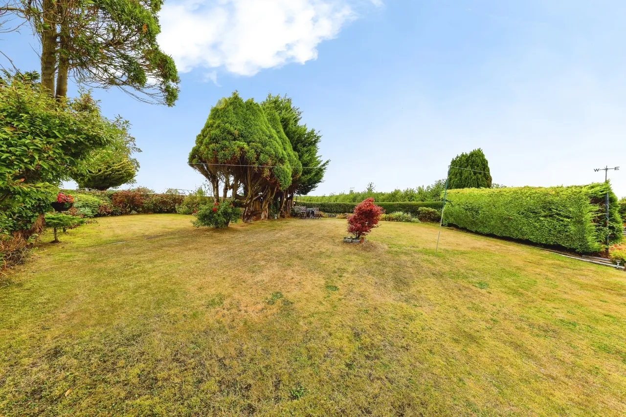 Croesyceiliog, Carmarthen, SA32, photo 27
