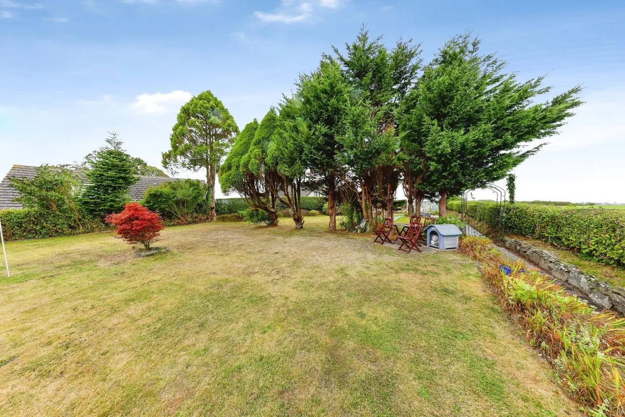 Croesyceiliog, Carmarthen, SA32, photo 29