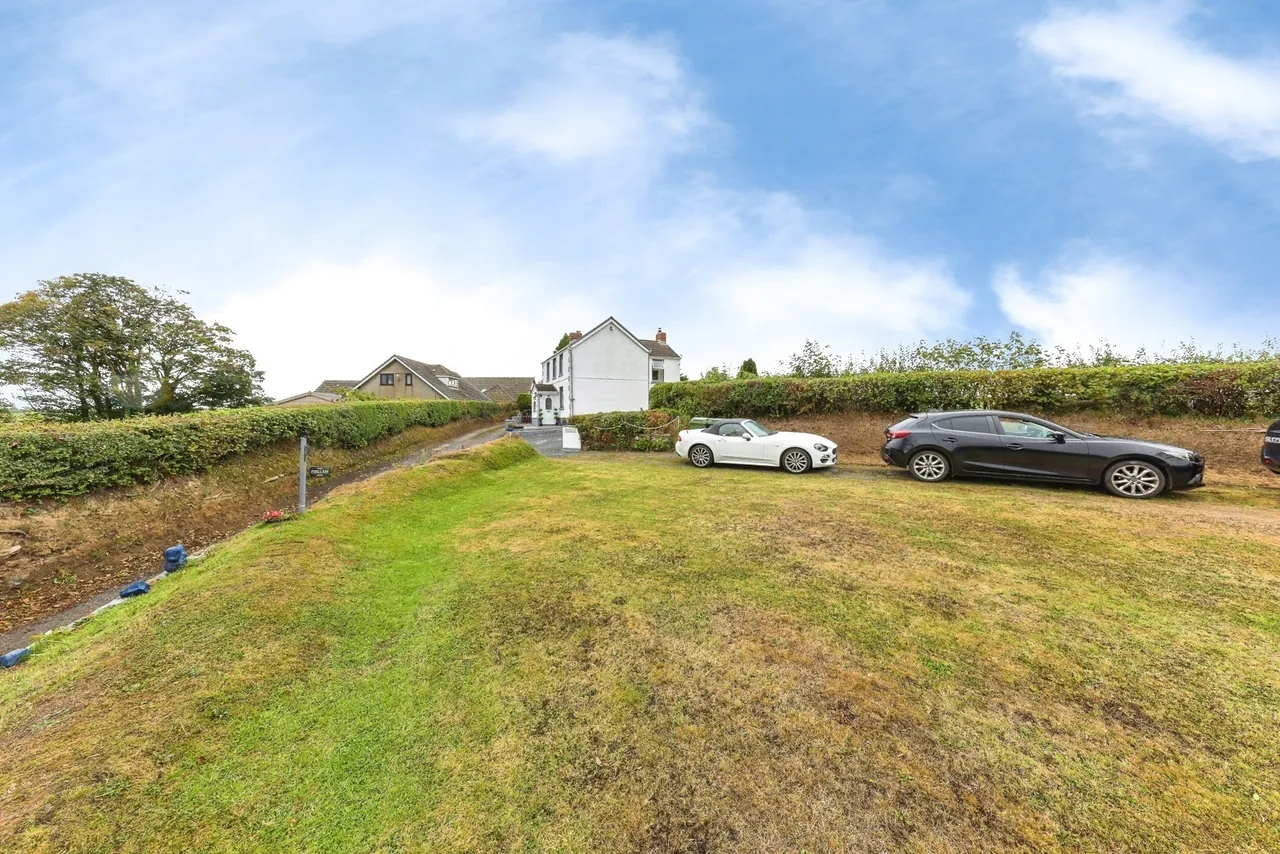 Croesyceiliog, Carmarthen, SA32, photo 22