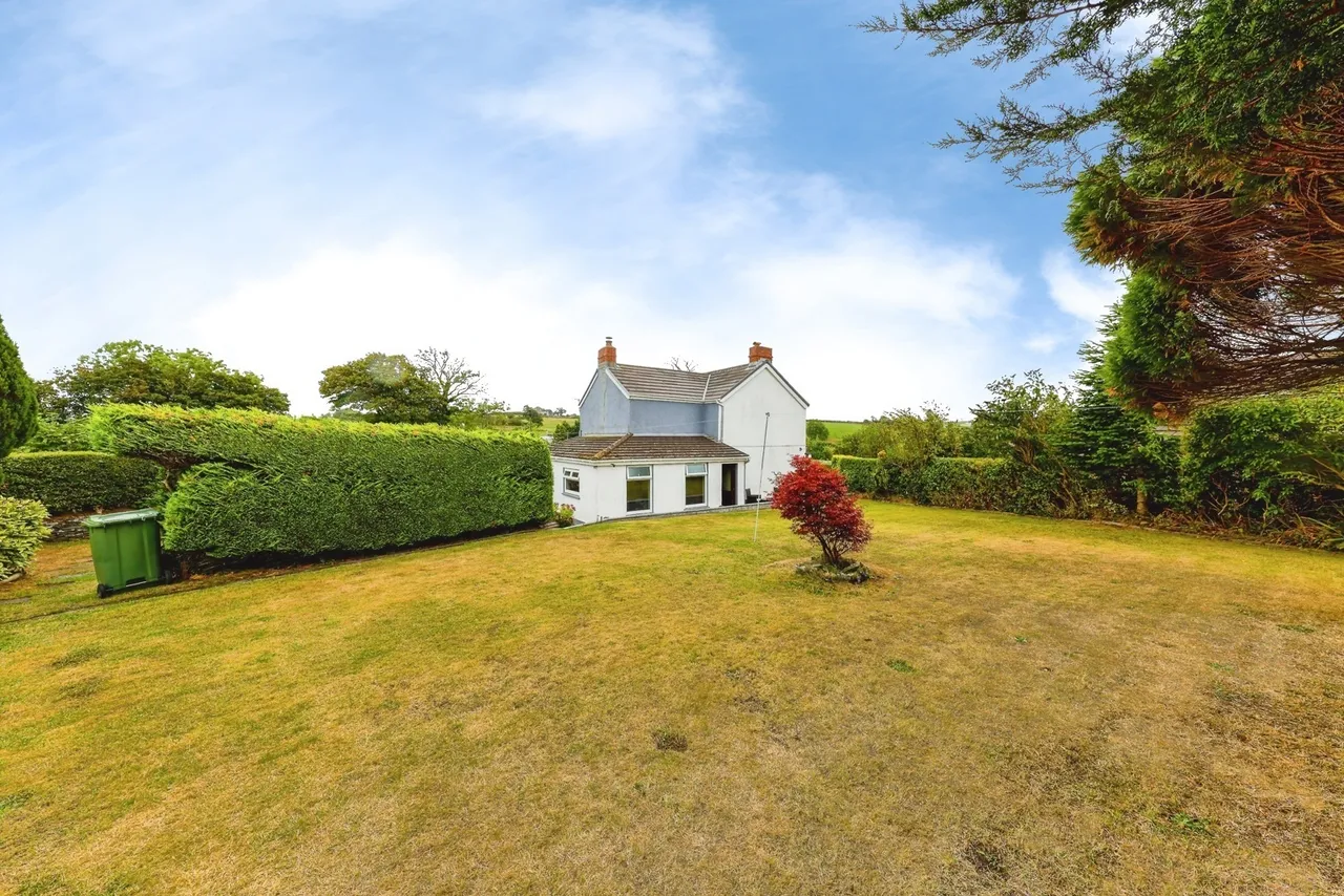 Croesyceiliog, Carmarthen, SA32, photo 30