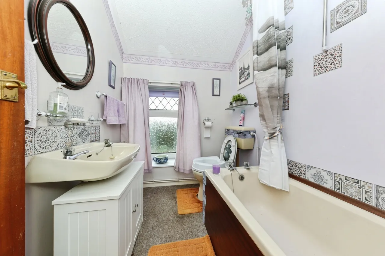 Croesyceiliog, Carmarthen, SA32, photo 18