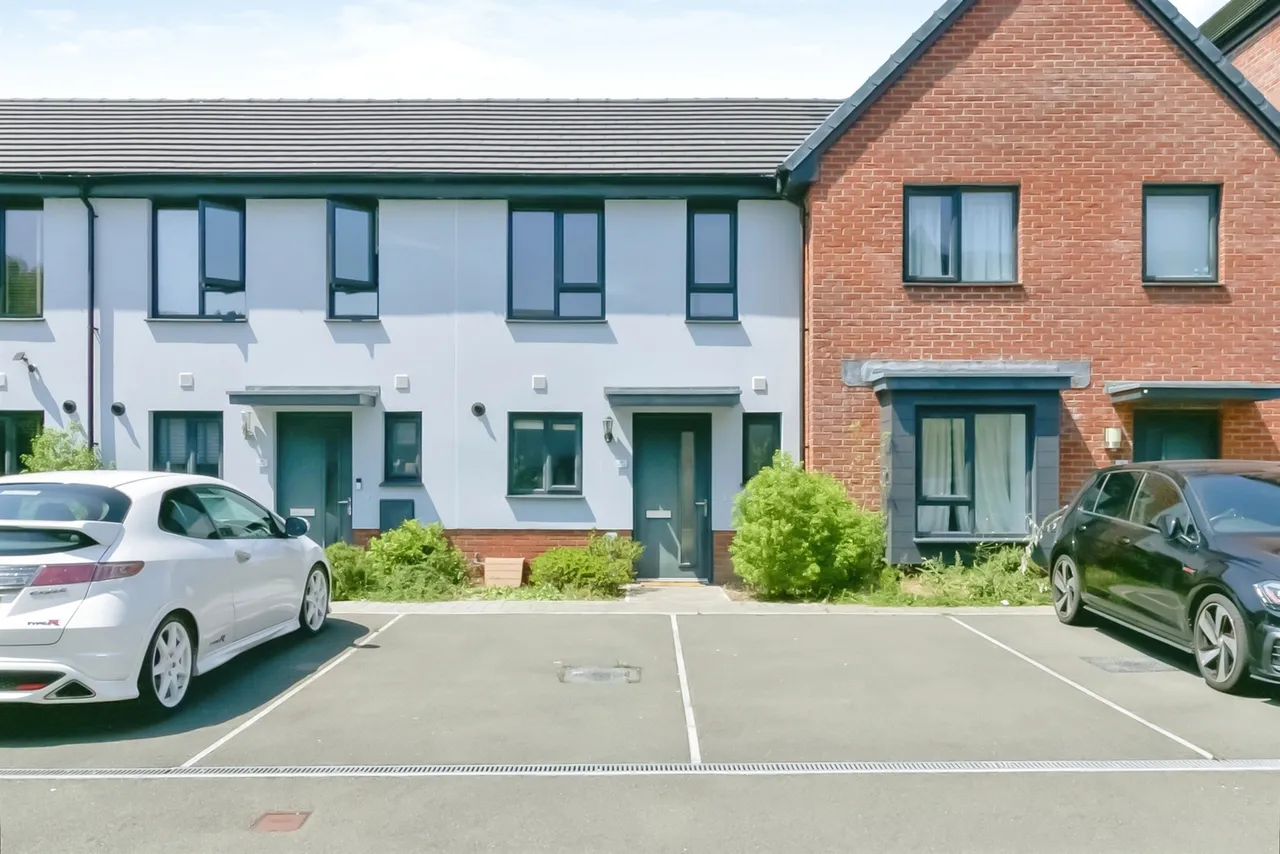 2 bed house for sale, Heol Ty Draw Barry, CF62