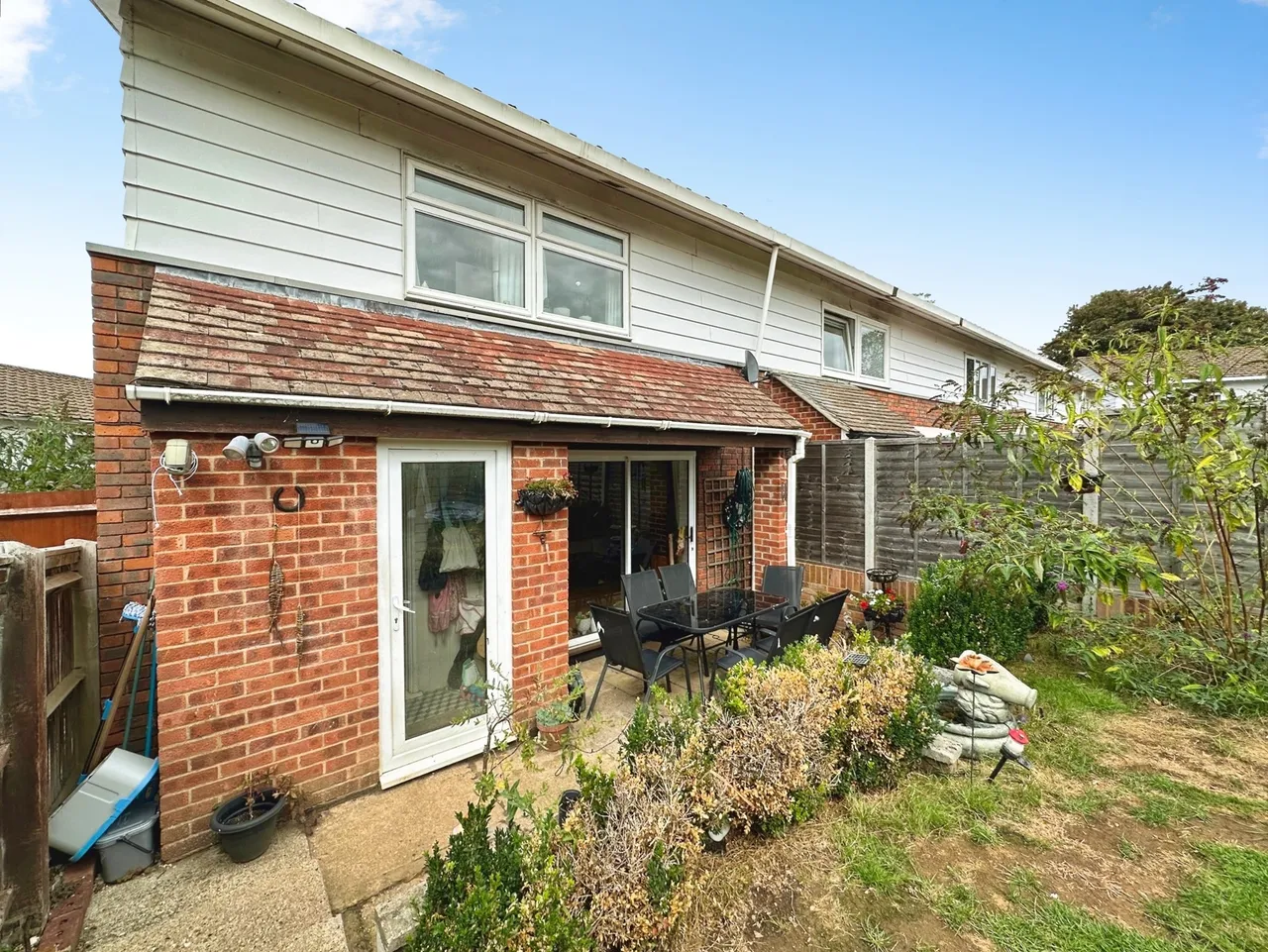 Bach Close, Basingstoke, Hampshire, RG22 4JZ, photo 13