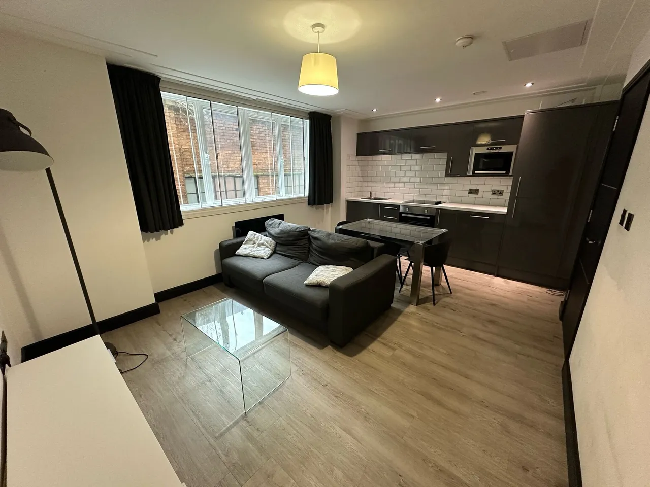 2 bed flat to rent, North John St, L2