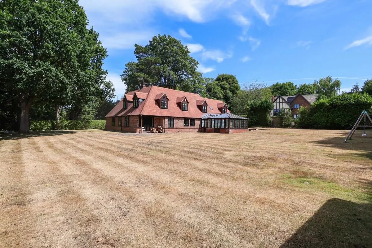 Fairmile Avenue, Cobham, KT11, photo 15
