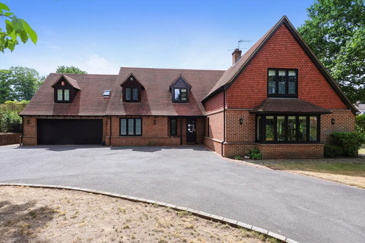 Fairmile Avenue, Cobham, KT11, photo 16