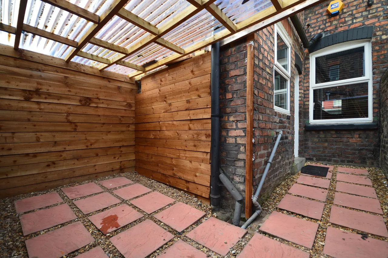 Bell Street, Liverpool, L13, photo 3