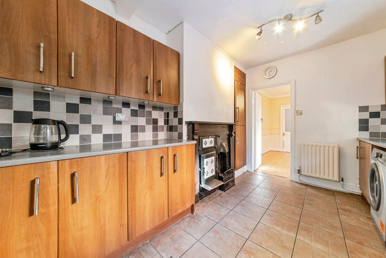 Harlaxton Road, GRANTHAM, photo 9