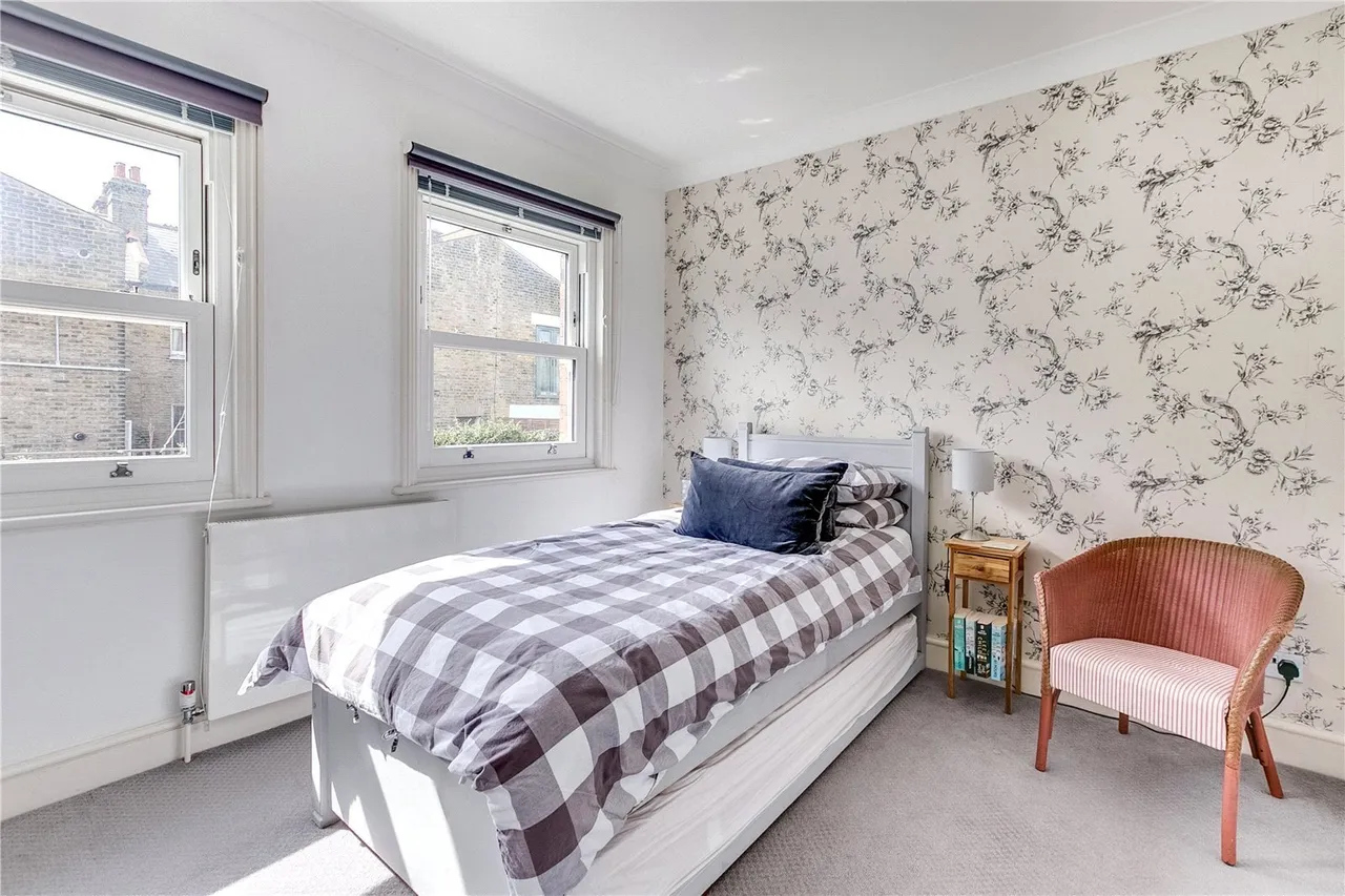 Marryat Square, Fulham, SW6, photo 6
