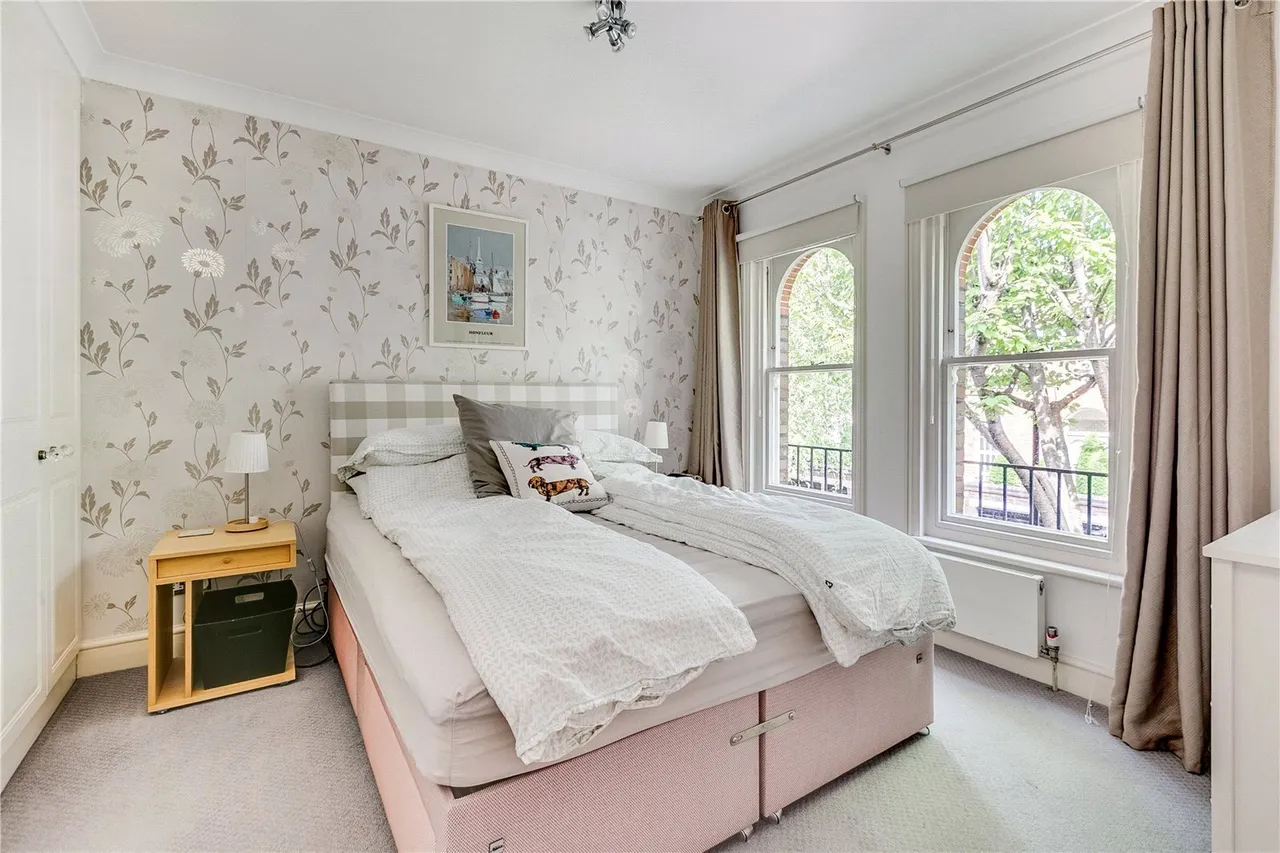 Marryat Square, Fulham, SW6, photo 4
