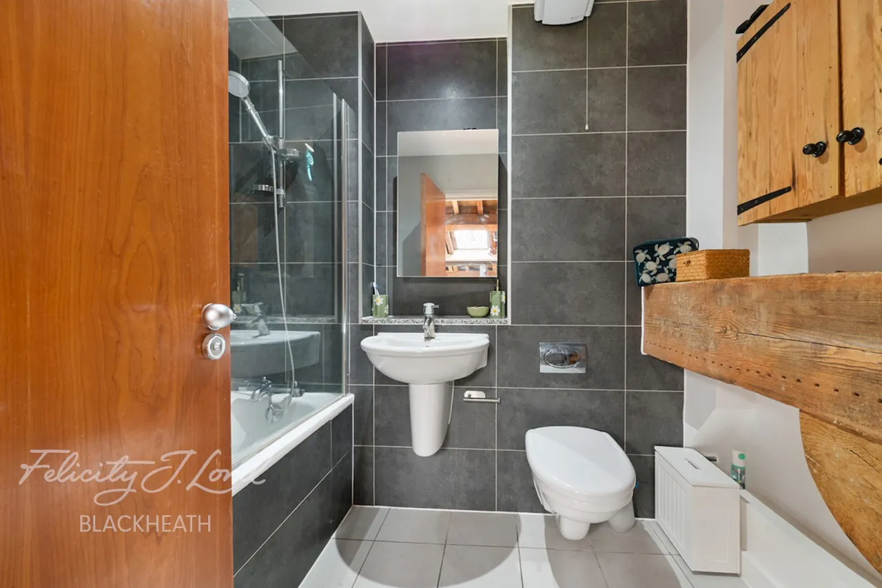 Marlborough Road, London, photo 7