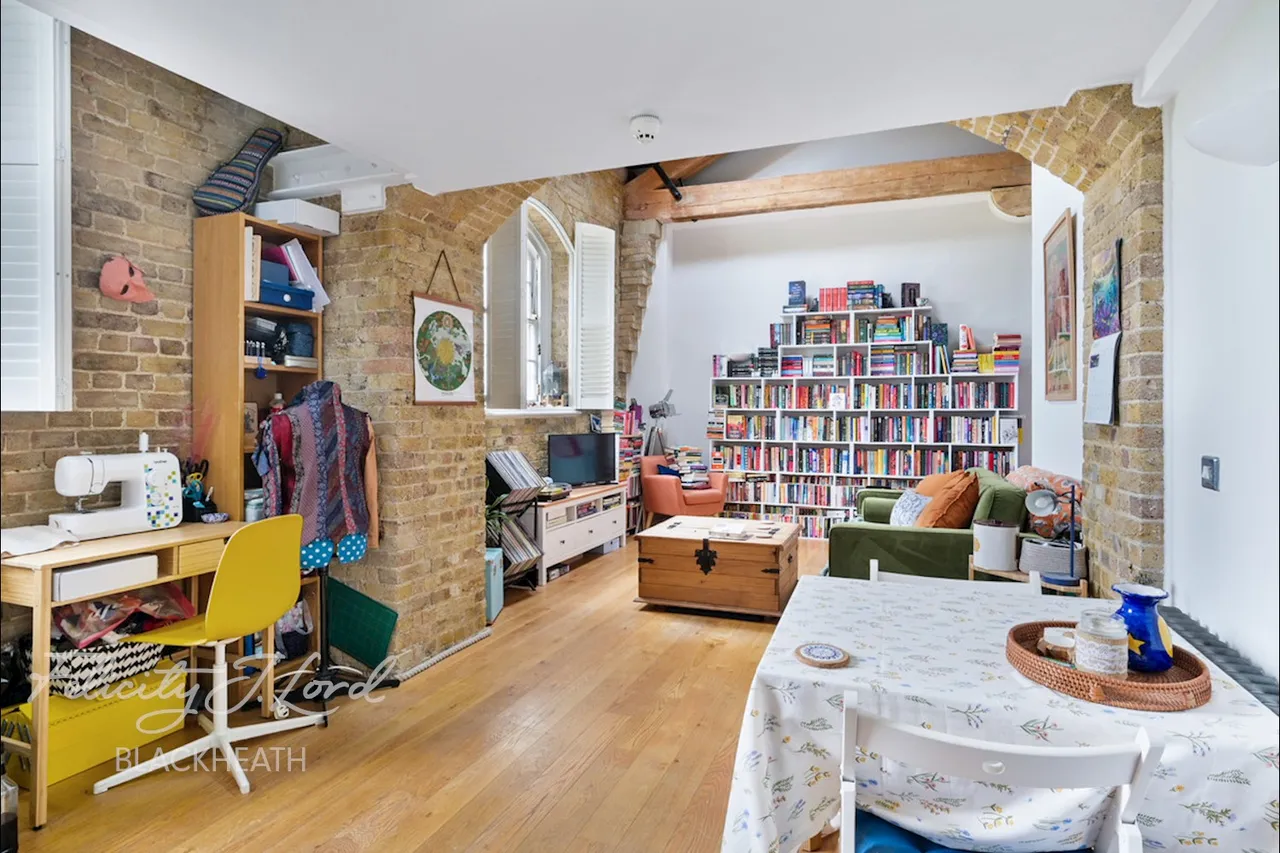 Marlborough Road, London, photo 14