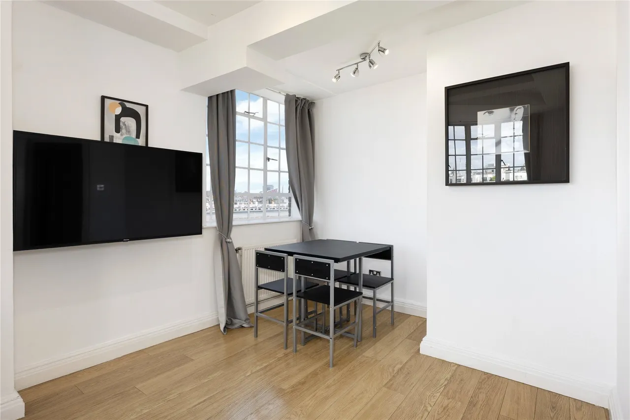 Chelsea Cloisters, Sloane Avenue, London, SW3, photo 9