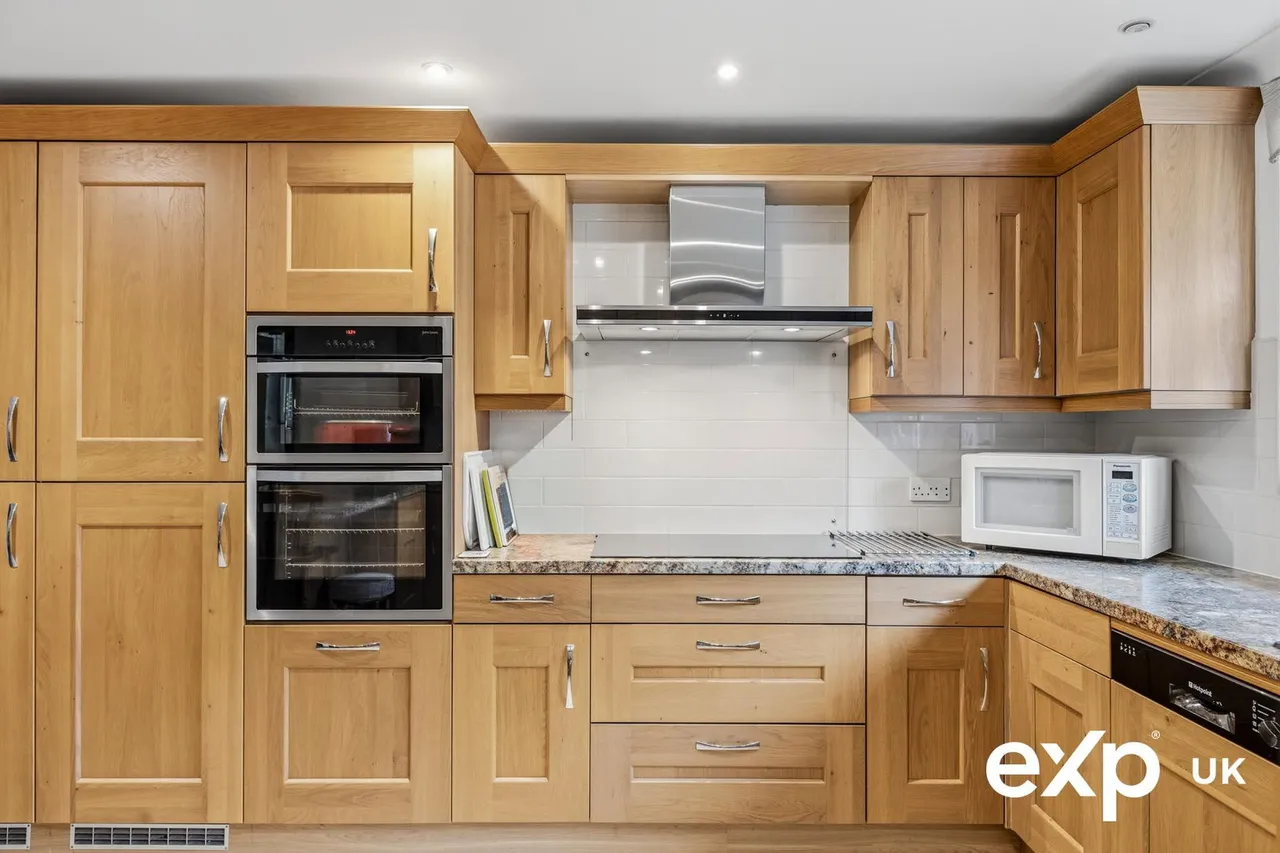 Oakwood Drive, Ravenshead, photo 10