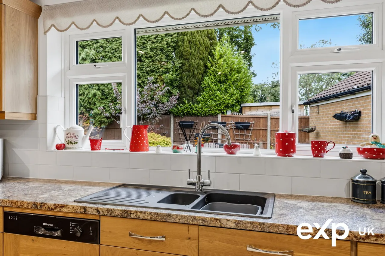 Oakwood Drive, Ravenshead, photo 12