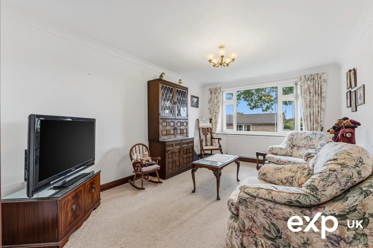 Oakwood Drive, Ravenshead, photo 16