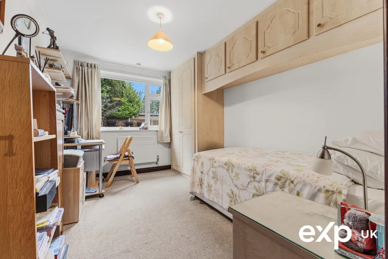 Oakwood Drive, Ravenshead, photo 22