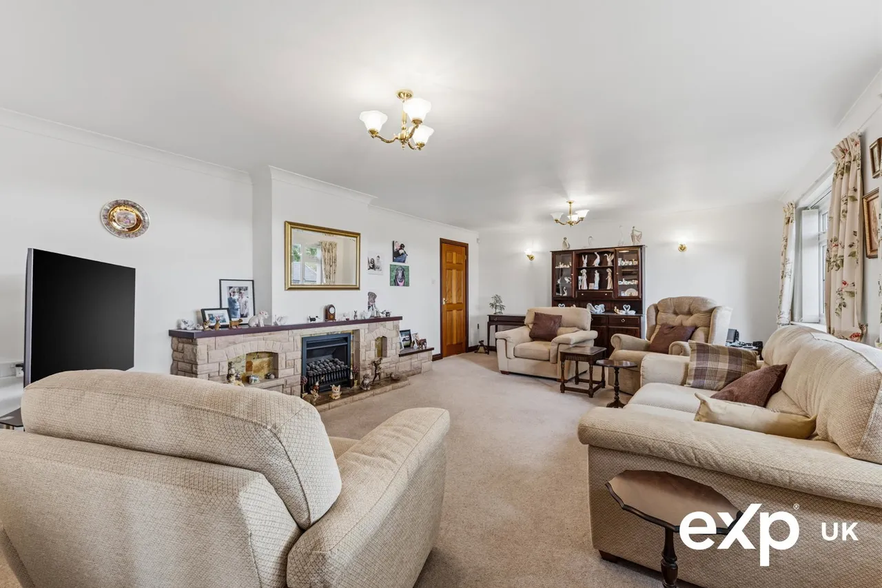 Oakwood Drive, Ravenshead, photo 6