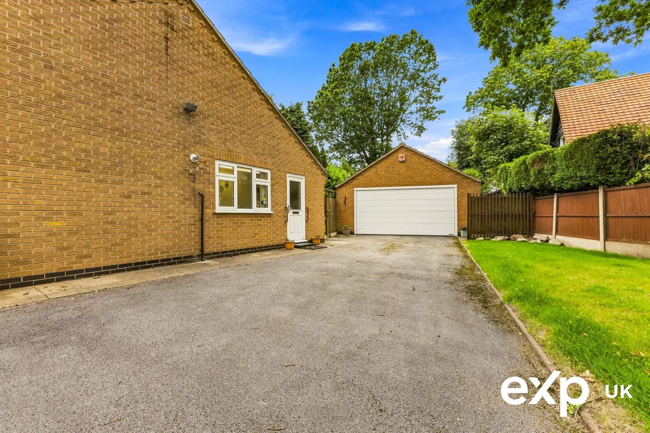 Oakwood Drive, Ravenshead, photo 29