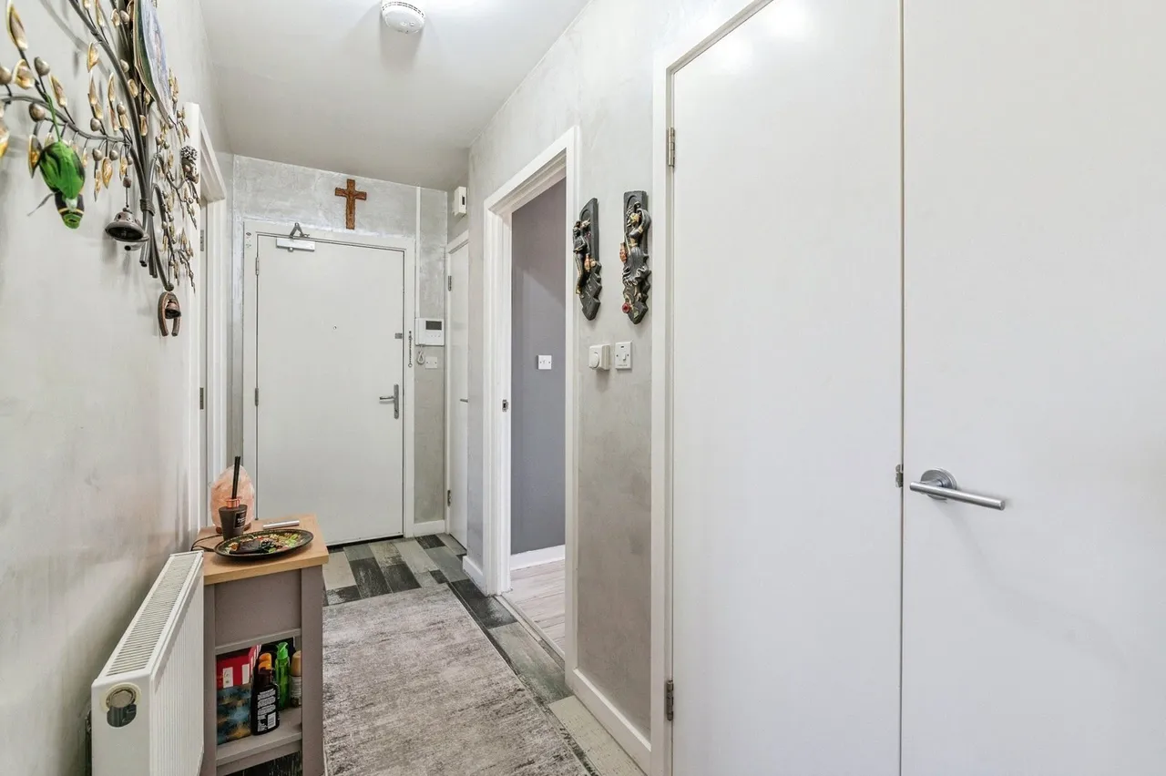 London Road, Grays, RM20, photo 5