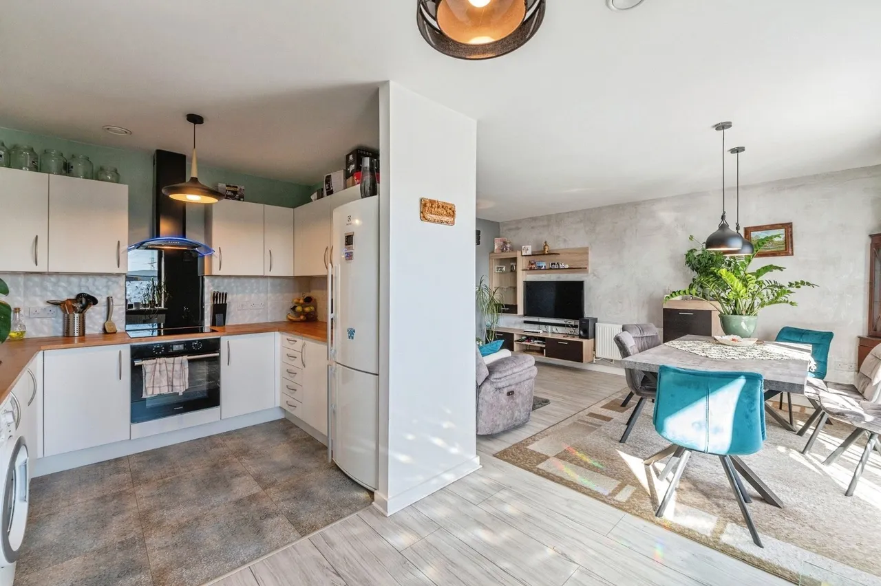 London Road, Grays, RM20, photo 12
