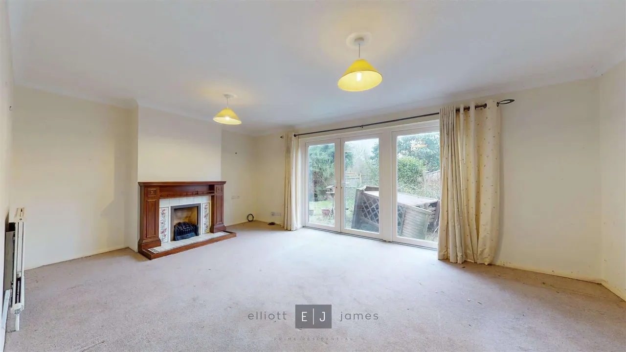 The Lindens, Loughton, photo 6