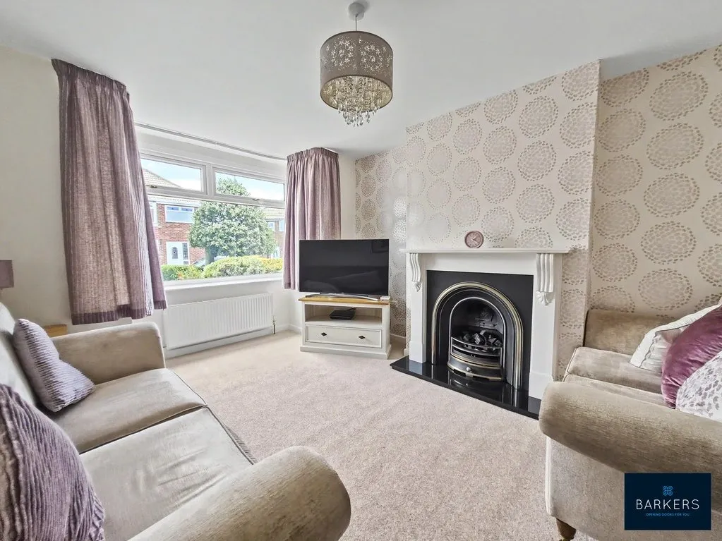 Ullswater Close, Dewsbury WF12 7PN, photo 10