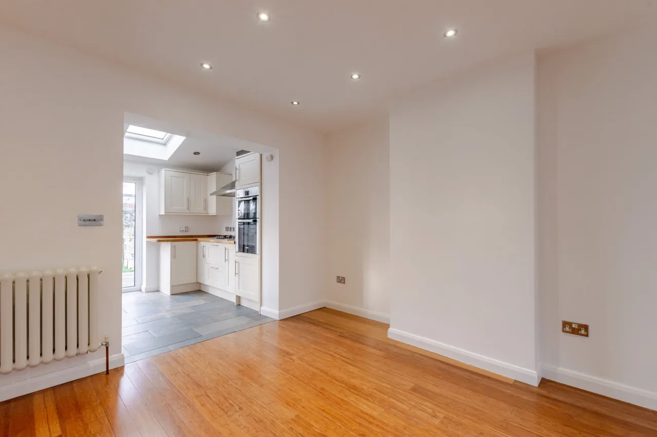 Sutherland Avenue, Welling, photo 5
